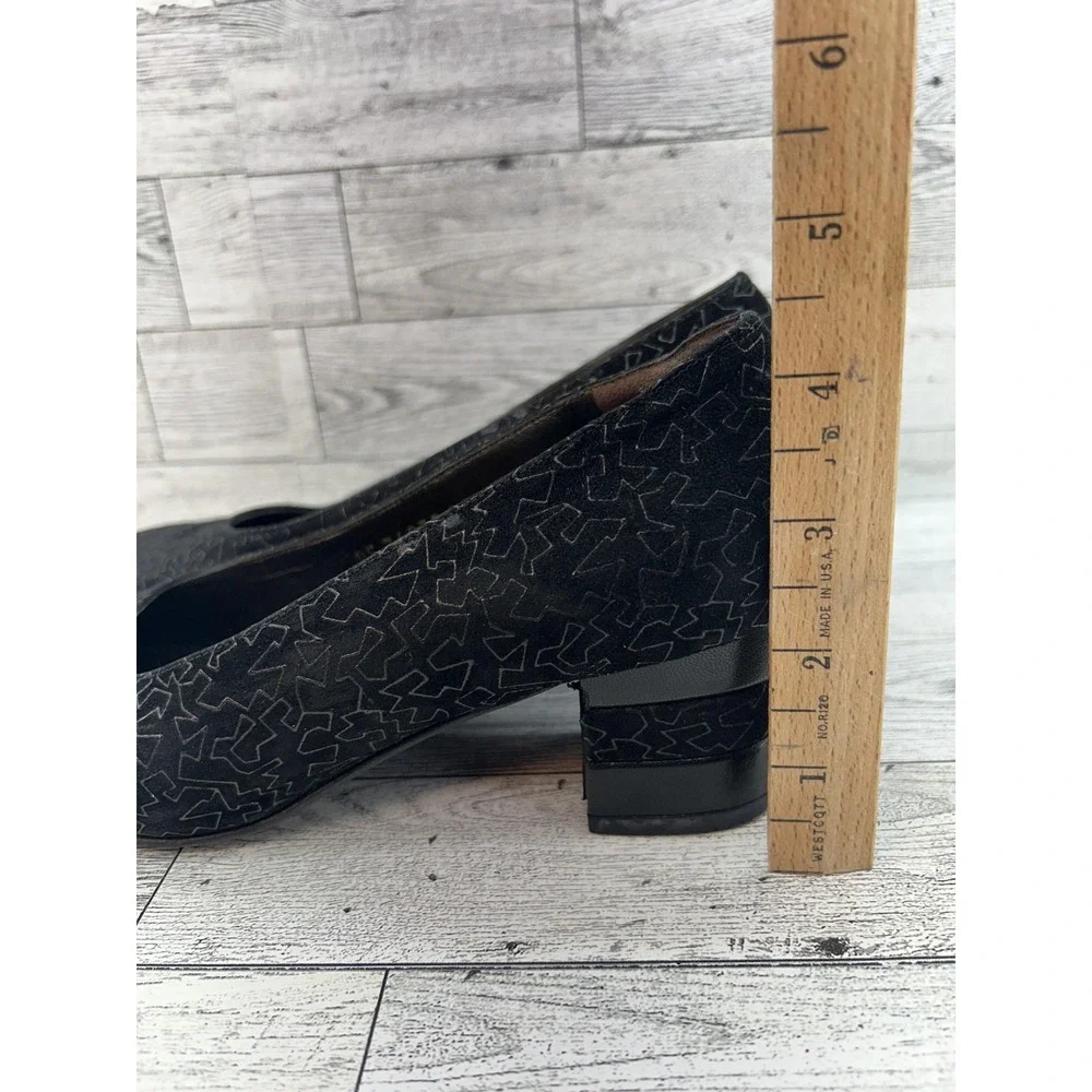 Salvatore Ferragamo Shoes Womens Size 6.5‎ B Block Heel Patterned Suede Italy
